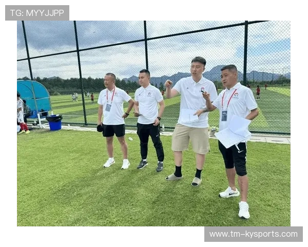 足球联赛完善俱乐部青训项目的监管与评估指标体系,足球俱乐部青训发展计划